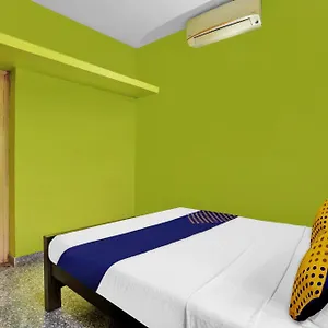 Hotel O Ashok, Kazhakuttam